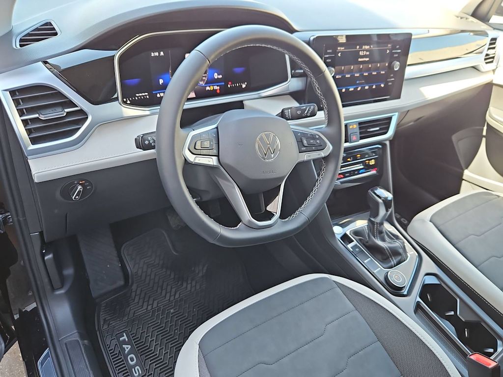 Thumbnail: 2026 Volkswagen Taos - 2