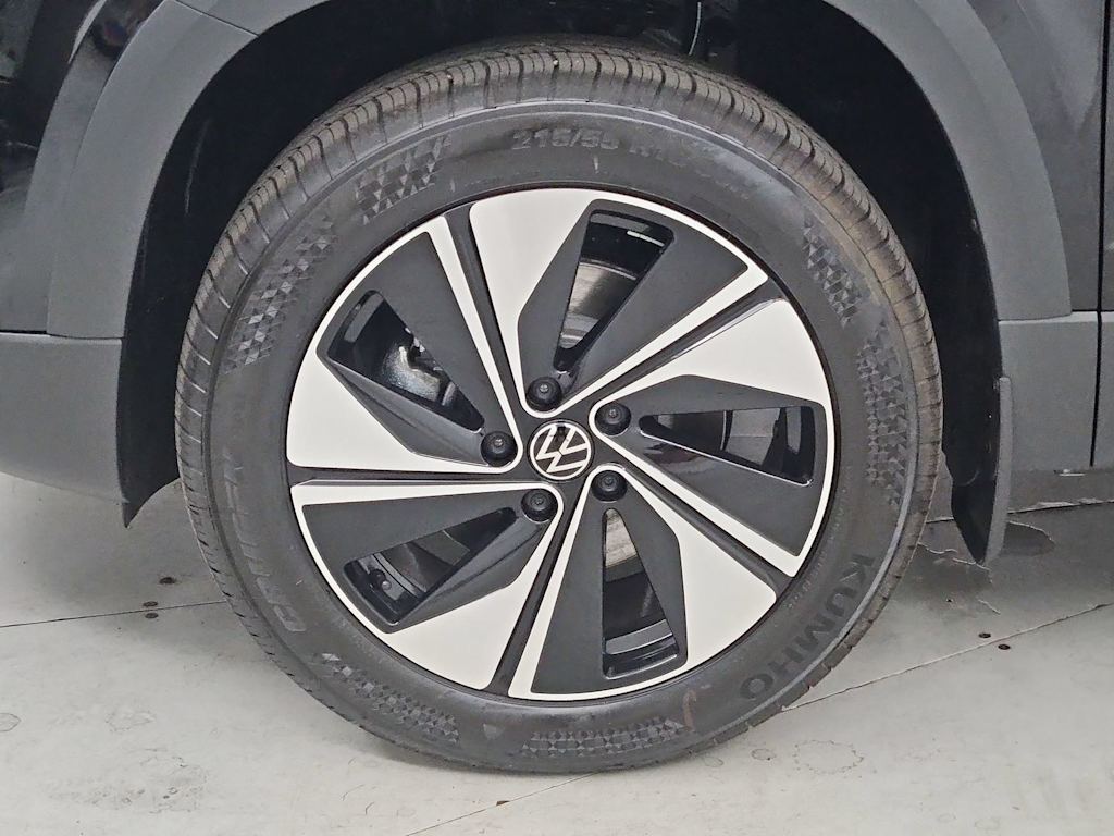 Thumbnail: 2026 Volkswagen Taos - 8