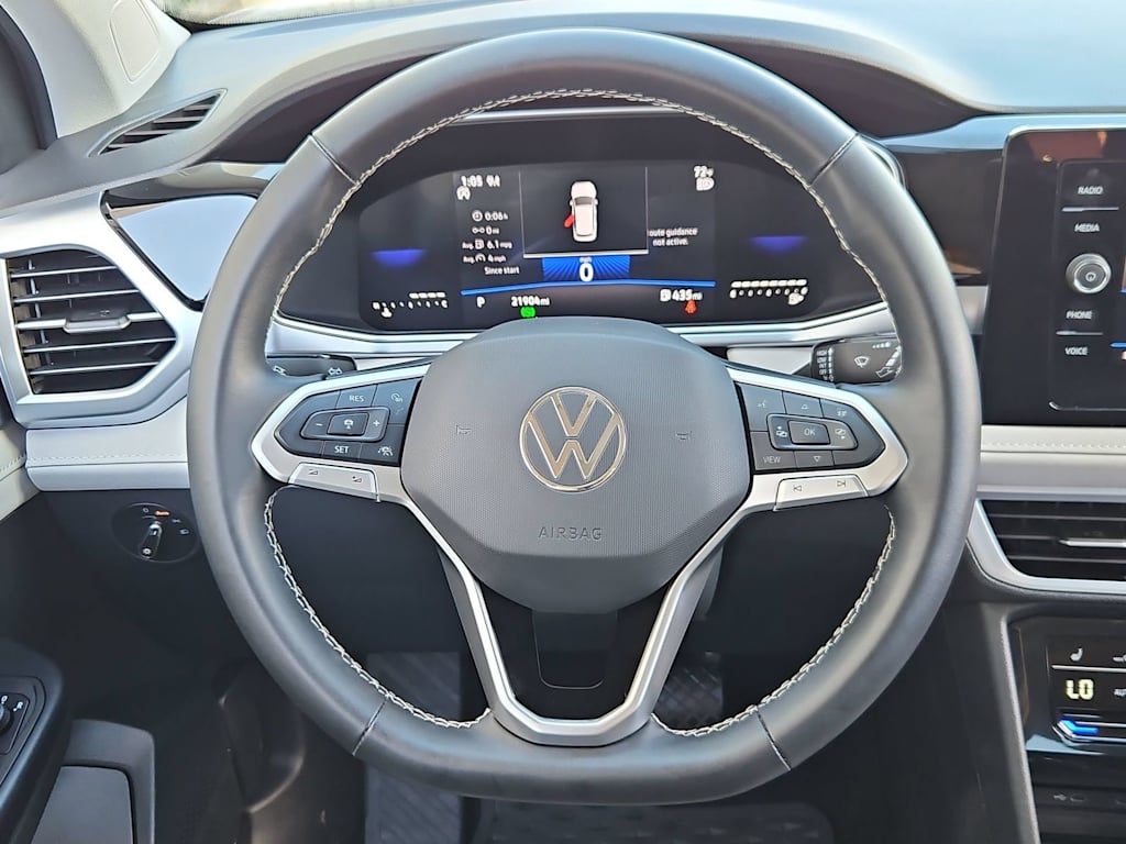 Thumbnail: 2025 Volkswagen Taos - 14
