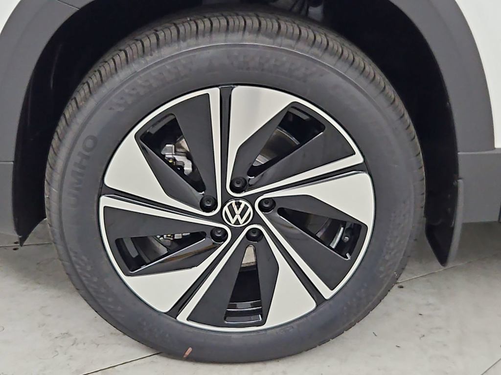 Thumbnail: 2026 Volkswagen Taos - 8