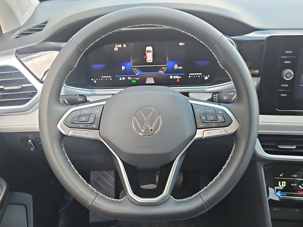 Thumbnail: 2026 Volkswagen Taos - 14