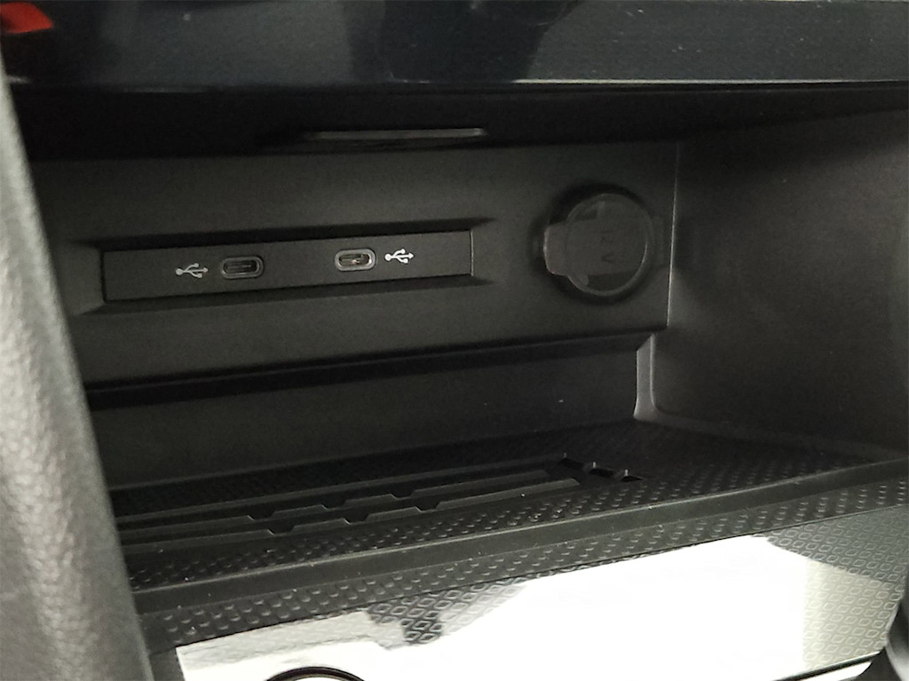 Thumbnail: 2025 Volkswagen Taos - 34