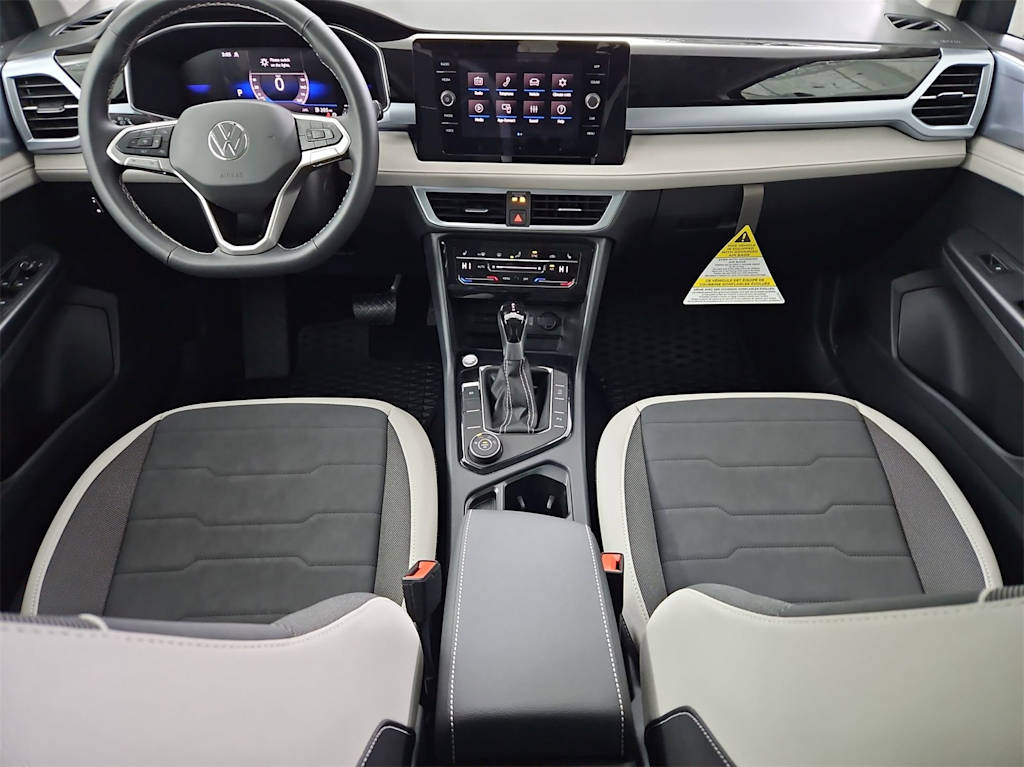 Thumbnail: 2025 Volkswagen Taos - 10