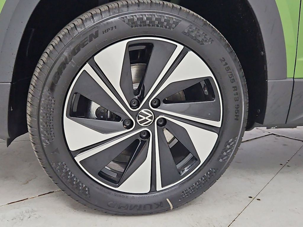 Thumbnail: 2026 Volkswagen Taos - 8