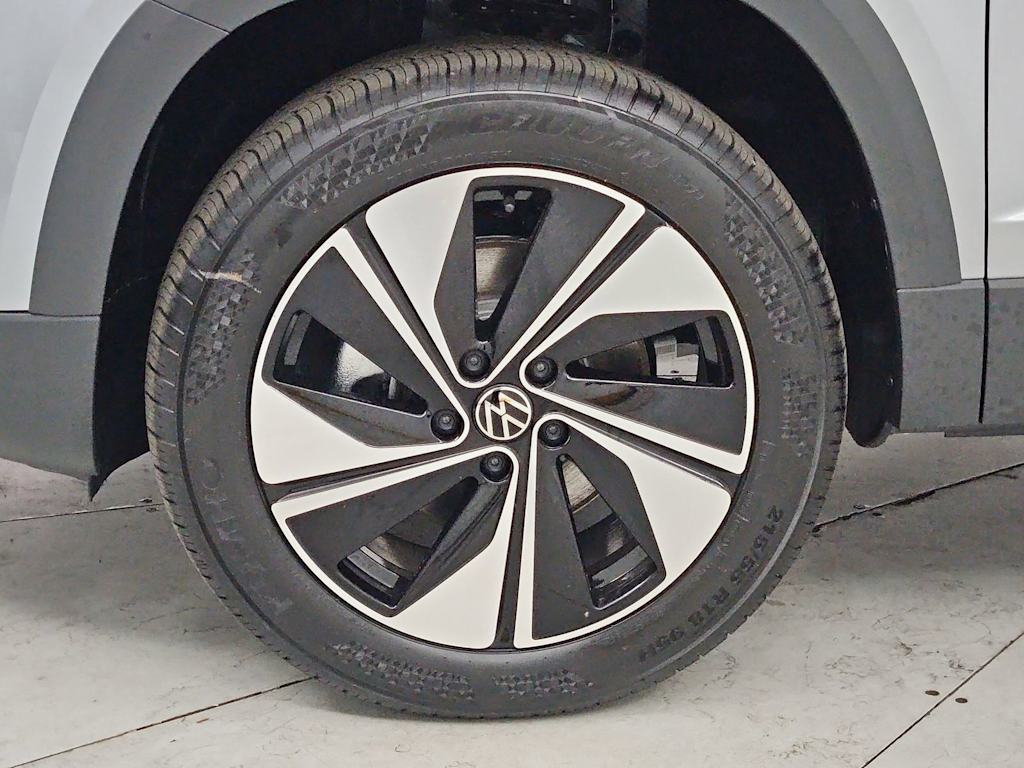 Thumbnail: 2026 Volkswagen Taos - 8