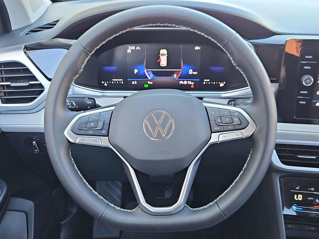 Thumbnail: 2026 Volkswagen Taos - 14