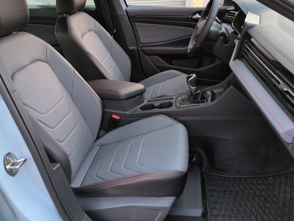 Thumbnail: 2026 Volkswagen Jetta - 10