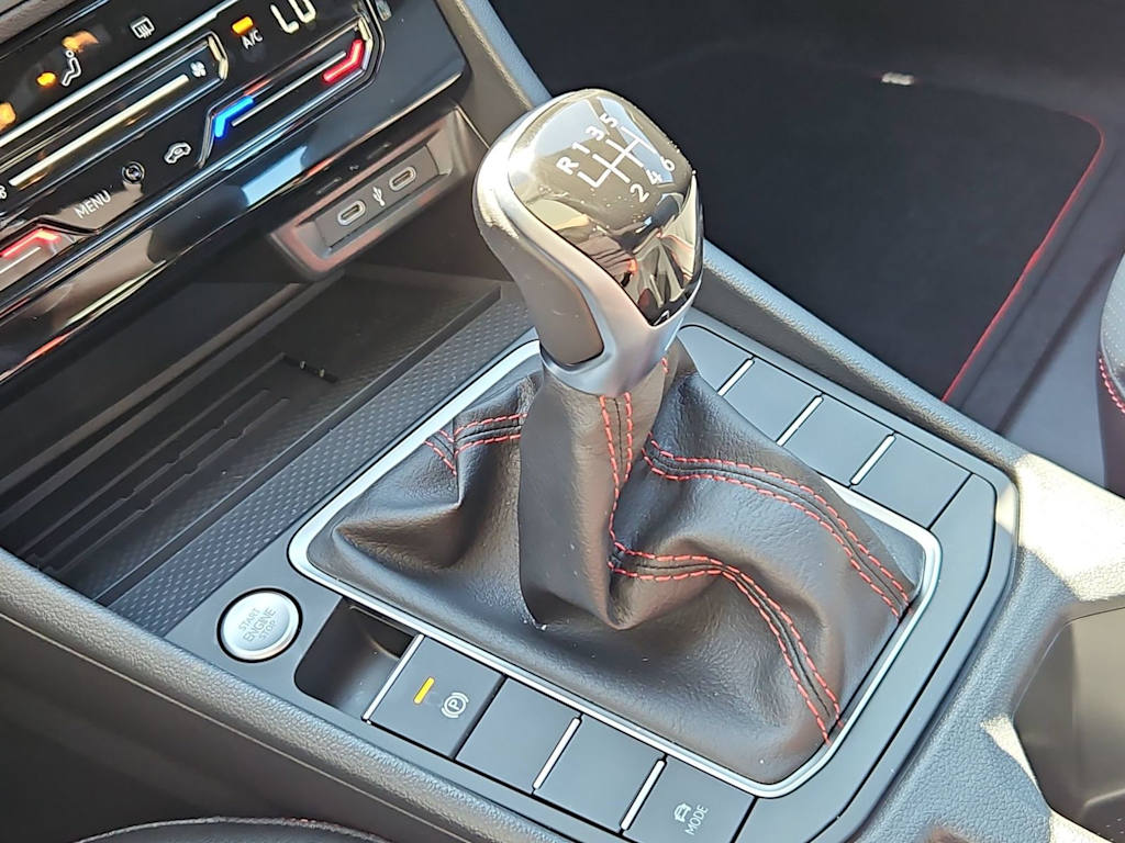 Thumbnail: 2026 Volkswagen Jetta - 16