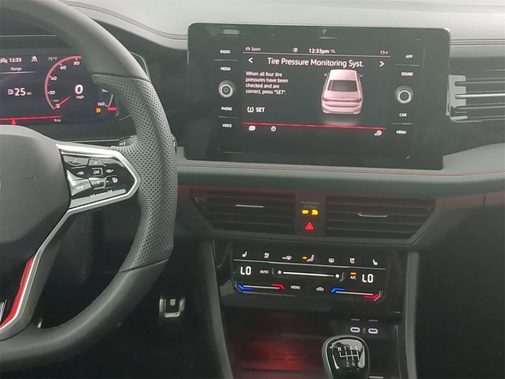 Thumbnail: 2025 Volkswagen Jetta - 15