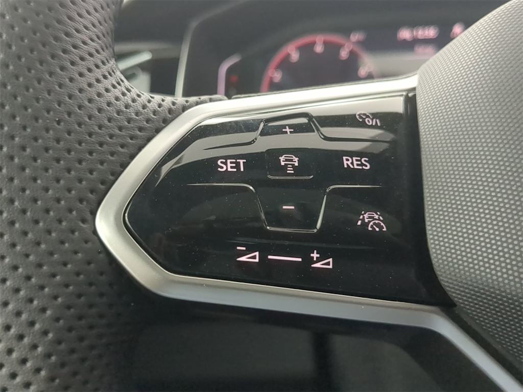 Thumbnail: 2025 Volkswagen Jetta - 30