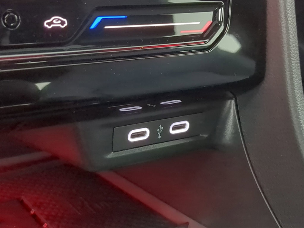 Thumbnail: 2025 Volkswagen Jetta - 35