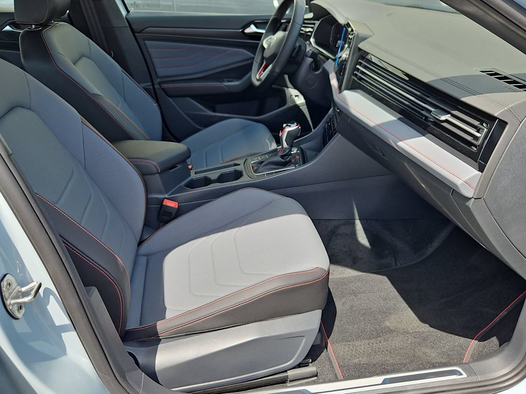 Thumbnail: 2026 Volkswagen Jetta - 12