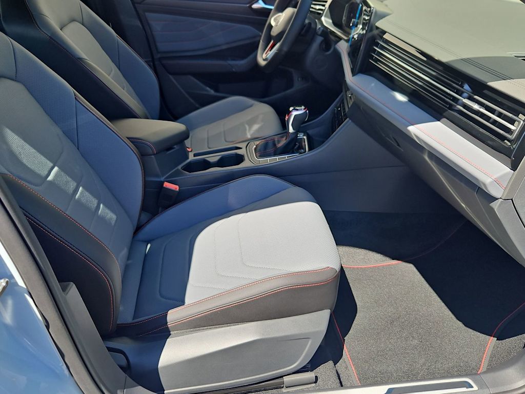 Thumbnail: 2026 Volkswagen Jetta - 12