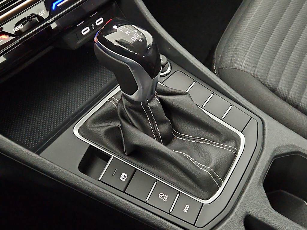 Thumbnail: 2026 Volkswagen Jetta - 16
