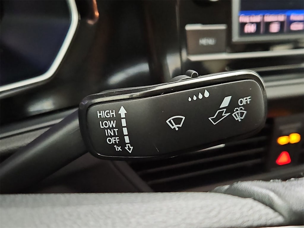 Thumbnail: 2024 Volkswagen Jetta - 17