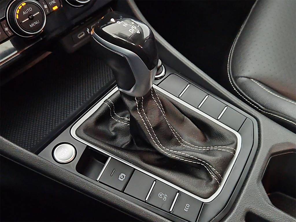 Thumbnail: 2024 Volkswagen Jetta - 37