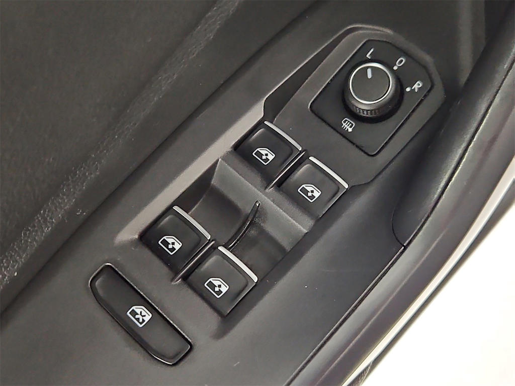 Thumbnail: 2024 Volkswagen Jetta - 26