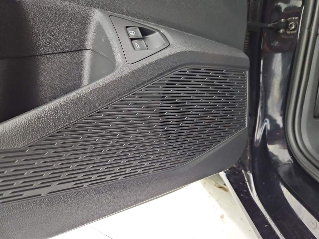 Thumbnail: 2024 Volkswagen Jetta - 35