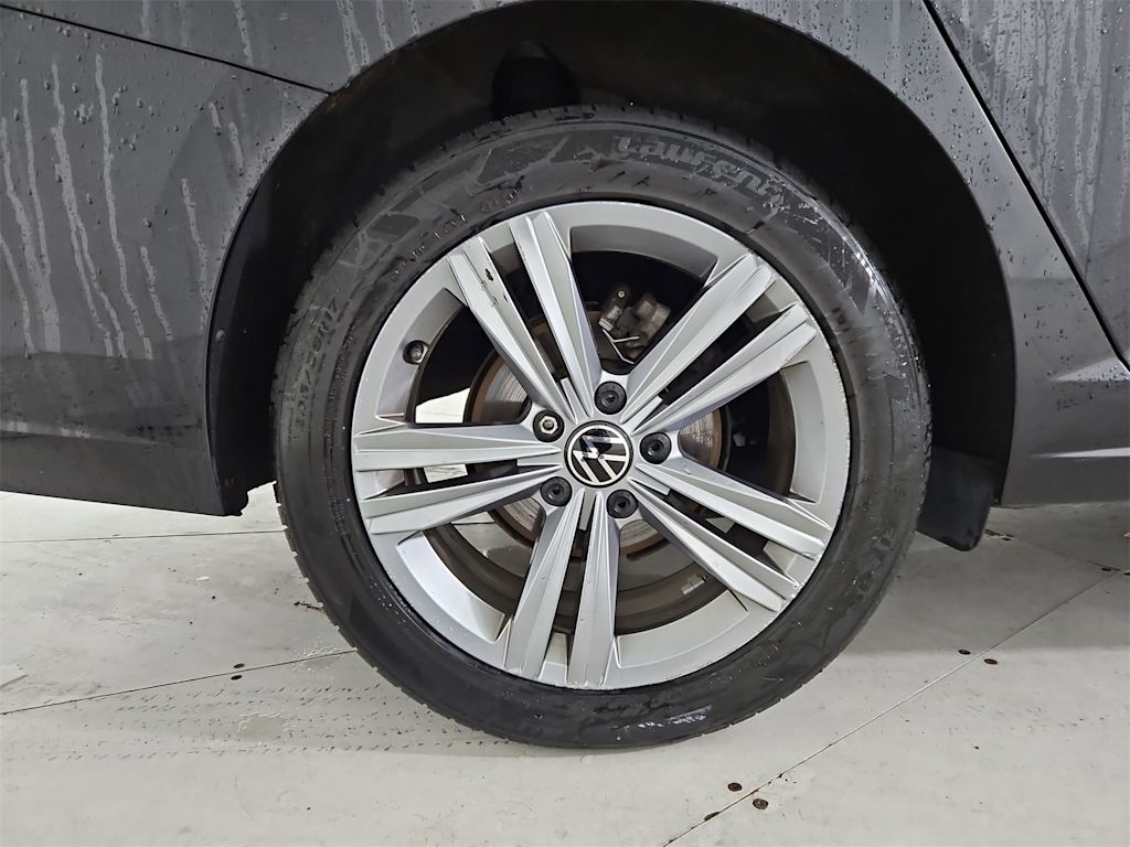 Thumbnail: 2024 Volkswagen Jetta - 8