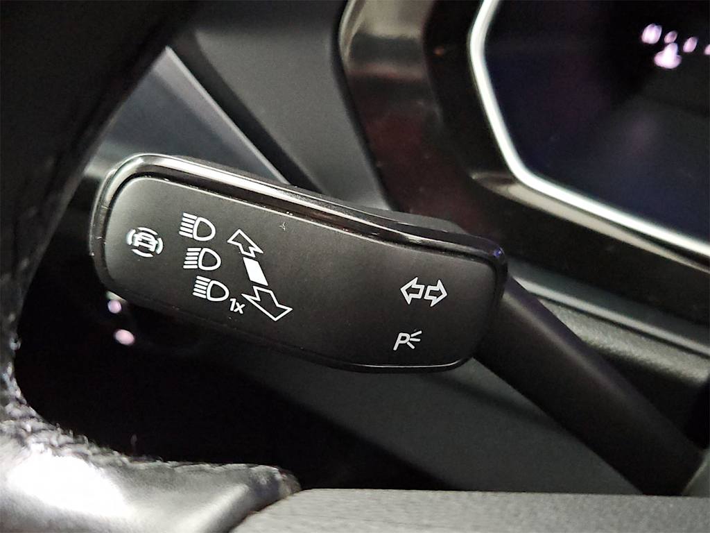 Thumbnail: 2024 Volkswagen Jetta - 33