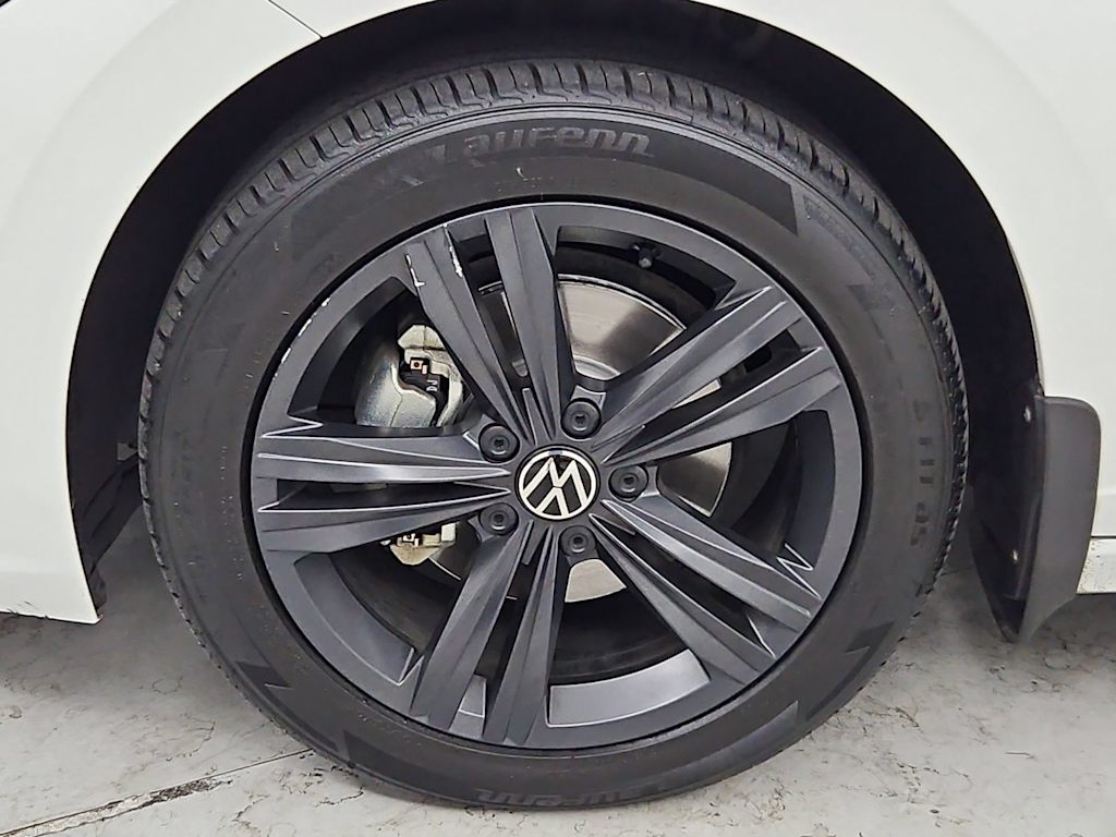 Thumbnail: 2023 Volkswagen Jetta - 8
