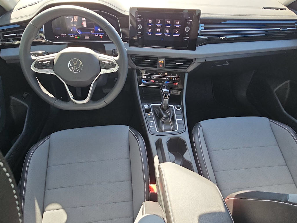 Thumbnail: 2026 Volkswagen Jetta - 10