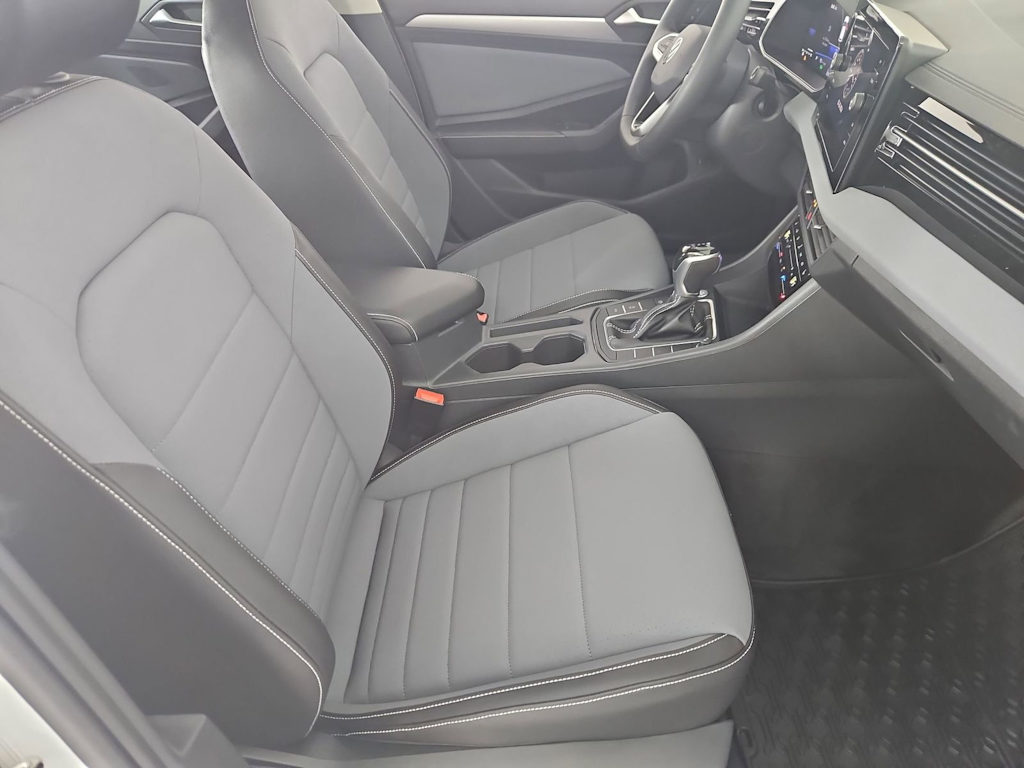 Thumbnail: 2026 Volkswagen Jetta - 12