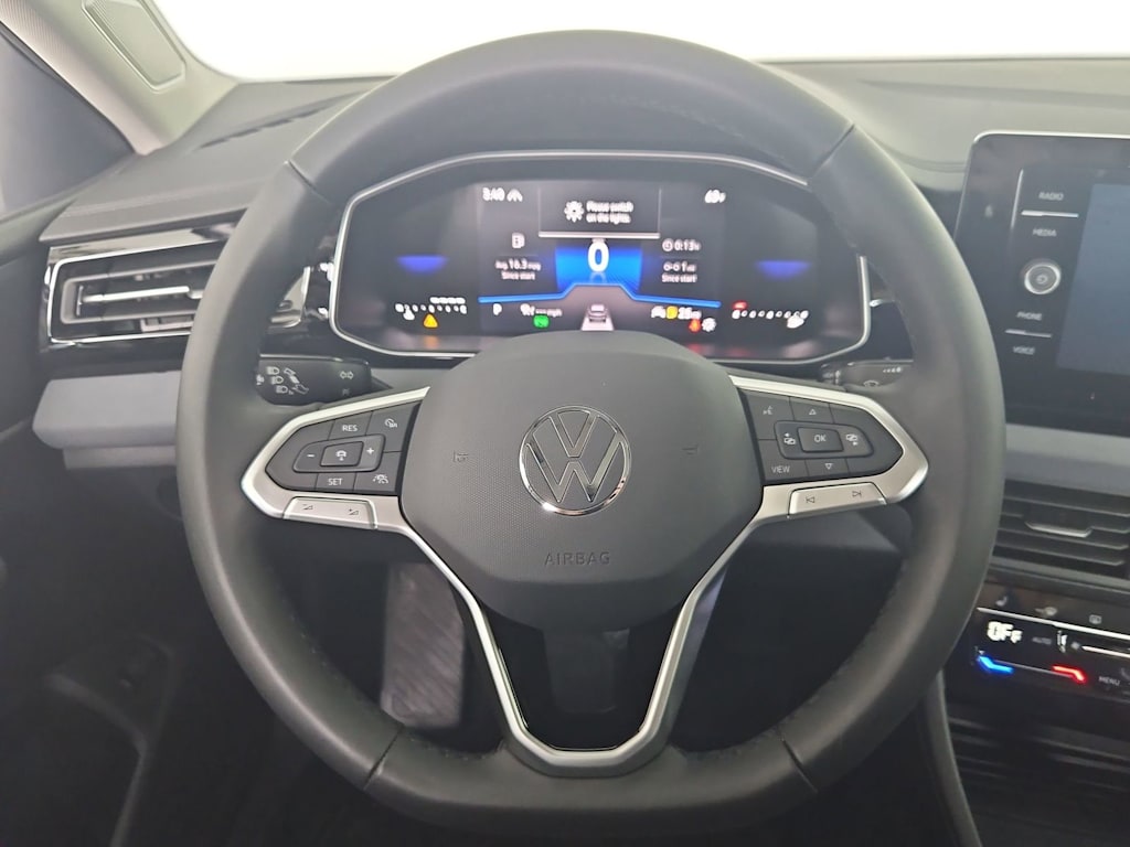 Thumbnail: 2026 Volkswagen Jetta - 14