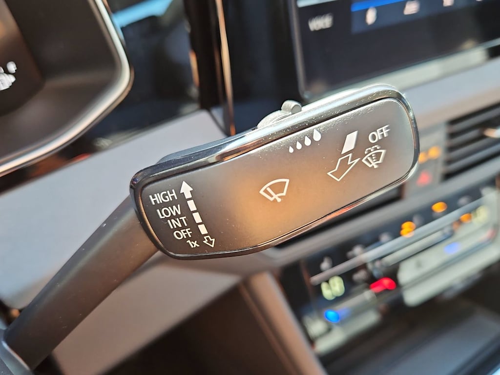 Thumbnail: 2026 Volkswagen Jetta - 32
