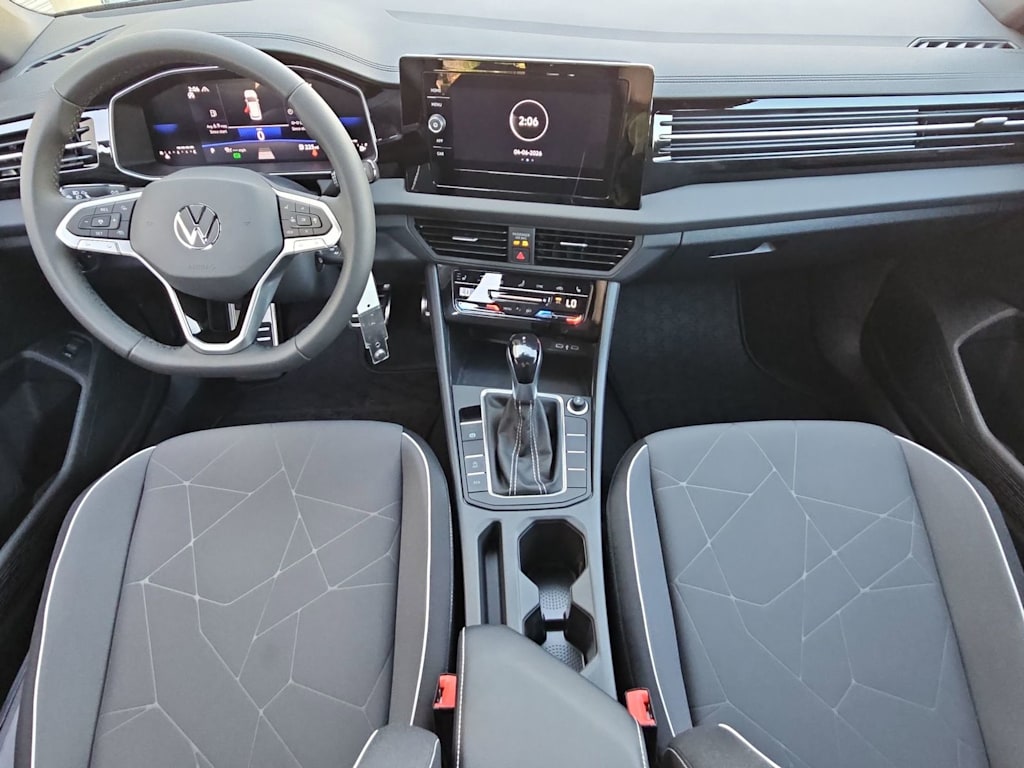Thumbnail: 2026 Volkswagen Jetta - 10
