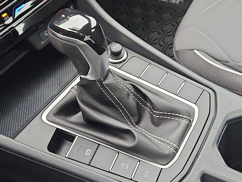 Thumbnail: 2026 Volkswagen Jetta - 35