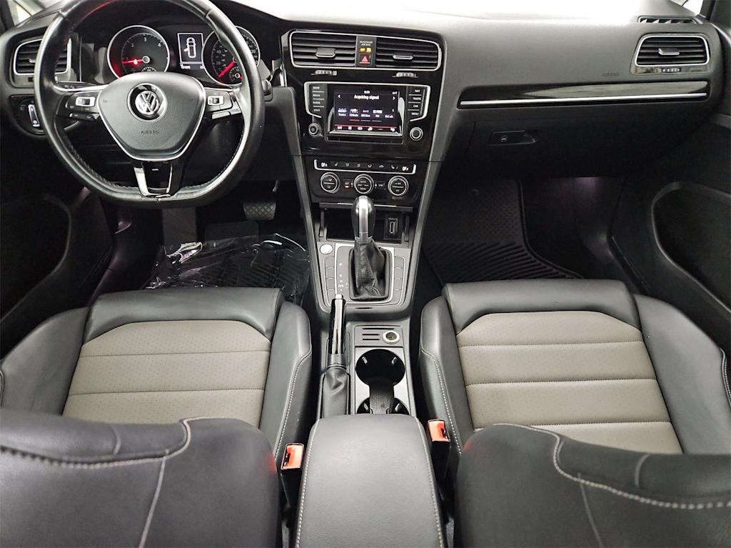 2015 Volkswagen Golf SEL 10