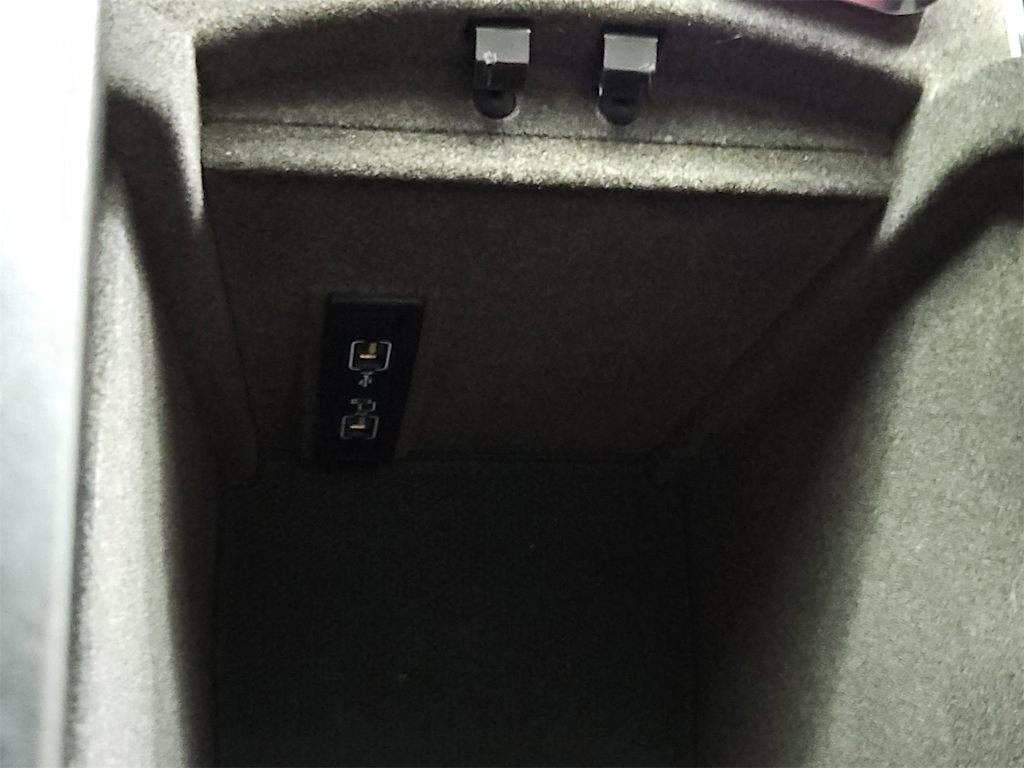 Thumbnail: 2017 Mercedes-Benz GLS - 38