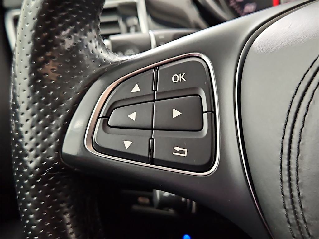 Thumbnail: 2017 Mercedes-Benz GLS - 32