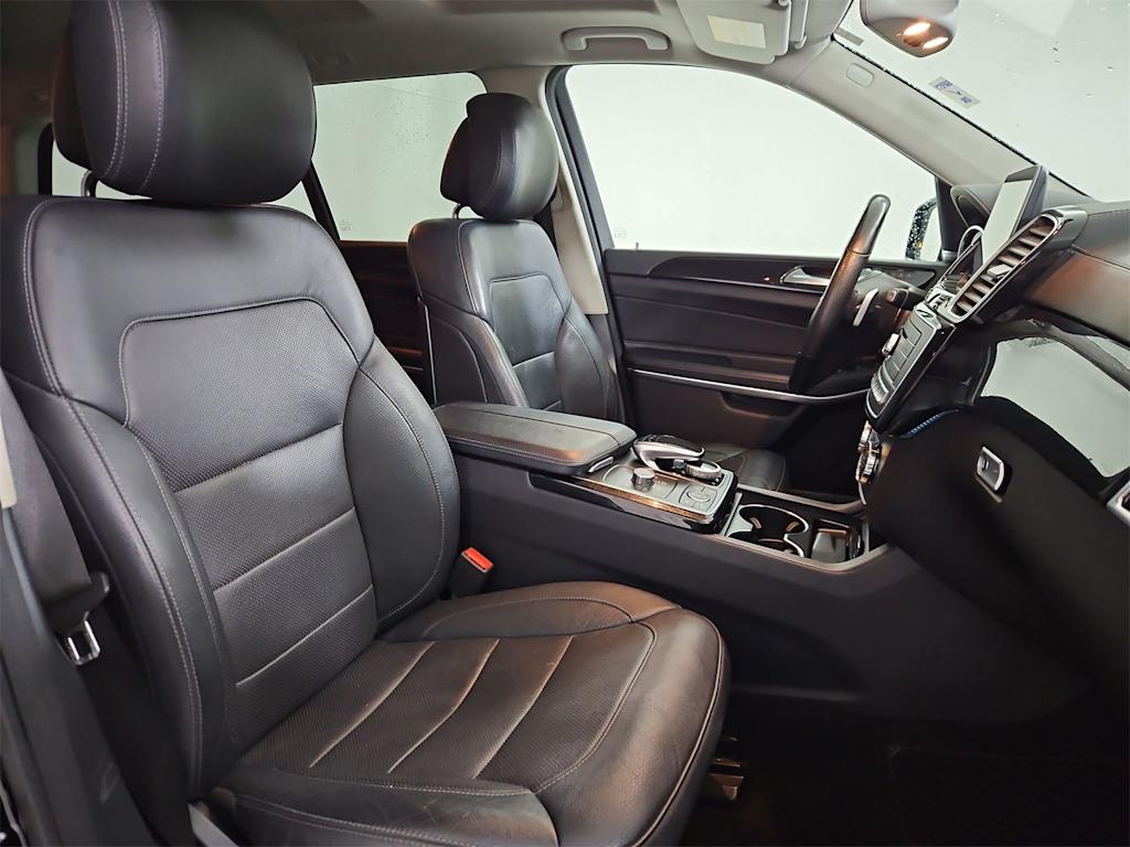 Thumbnail: 2017 Mercedes-Benz GLS - 12