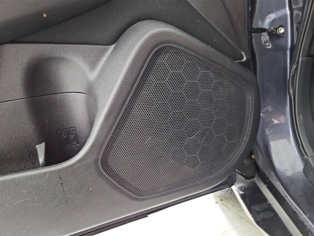 Thumbnail: 2017 Subaru Outback - 34