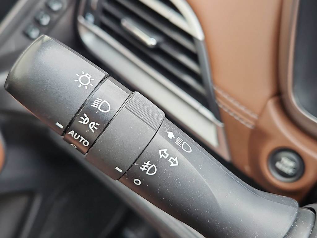 Thumbnail: 2020 Subaru Outback - 16
