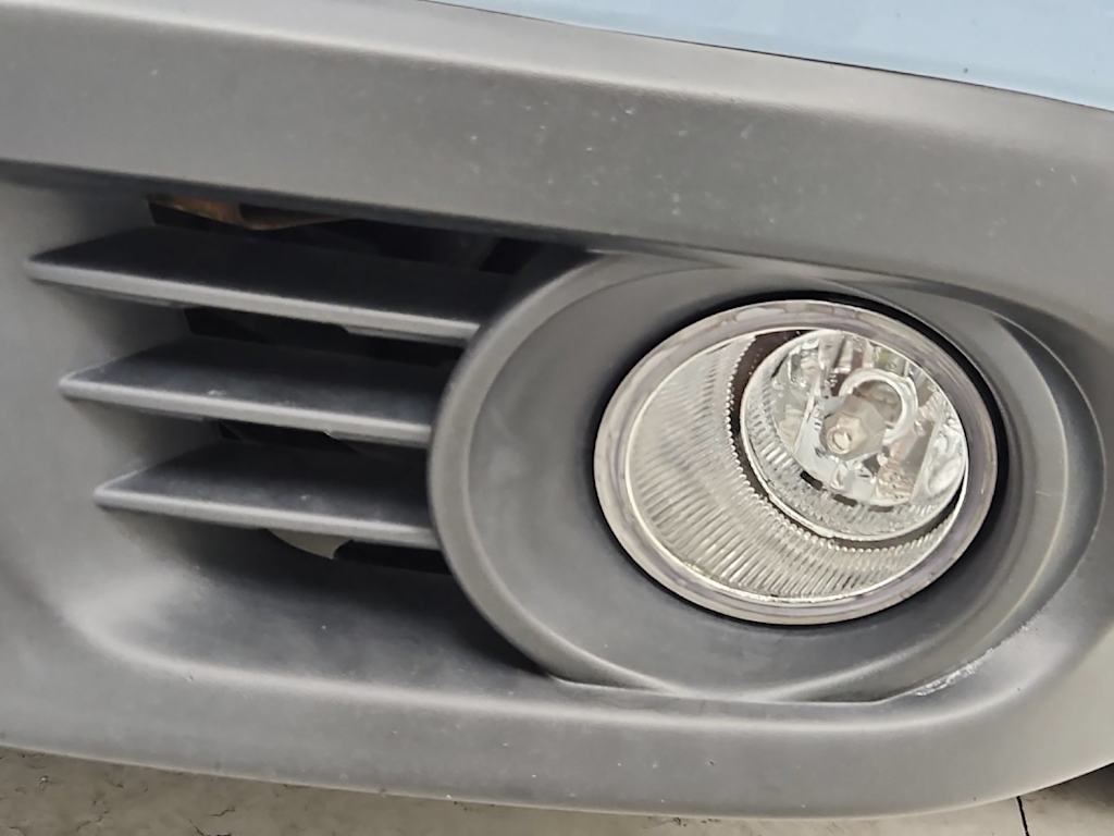 Thumbnail: 2011 Subaru Tribeca - 15