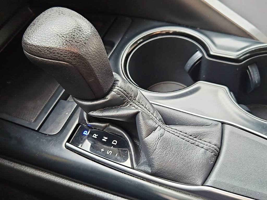Thumbnail: 2018 Toyota Camry - 35