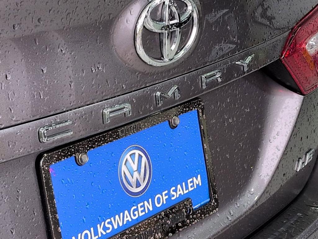 Thumbnail: 2019 Toyota Camry - 23