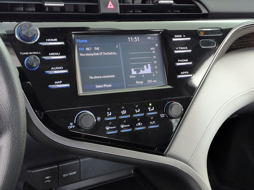 Thumbnail: 2019 Toyota Camry - 15