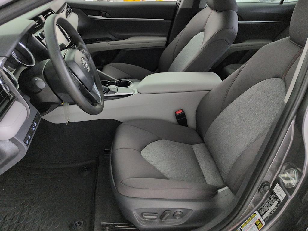 Thumbnail: 2019 Toyota Camry - 11