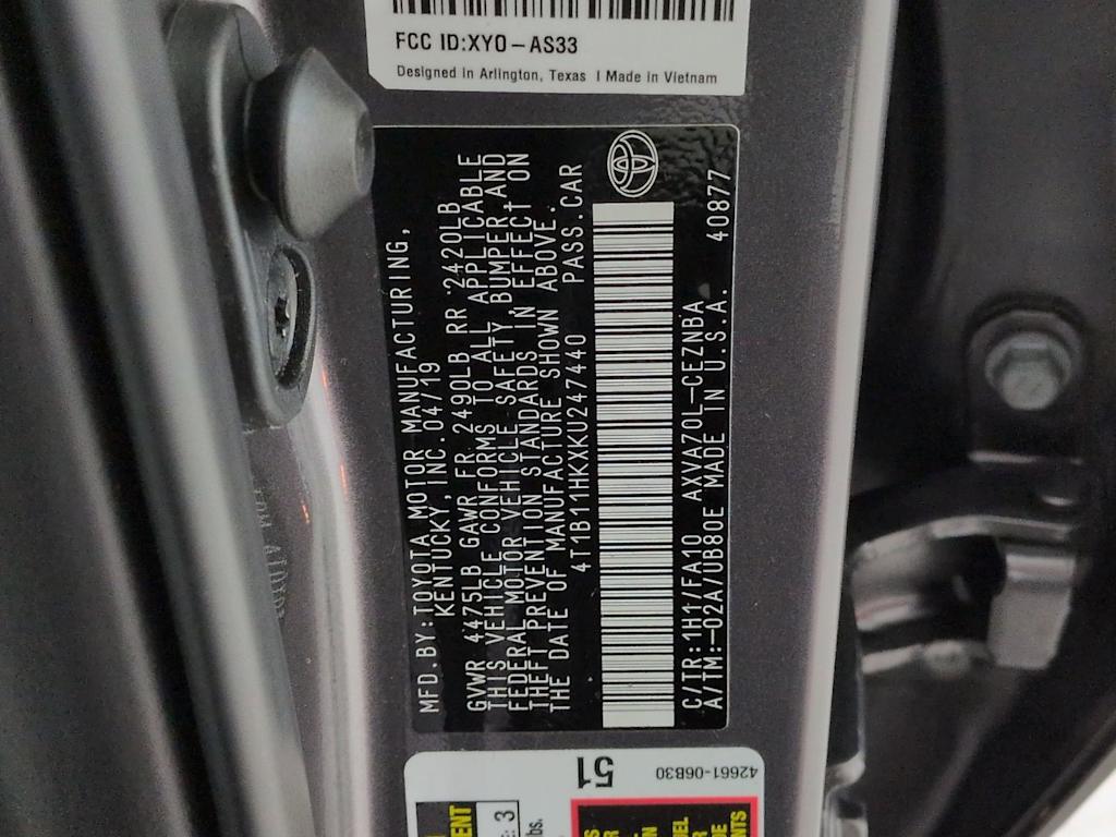 Thumbnail: 2019 Toyota Camry - 19