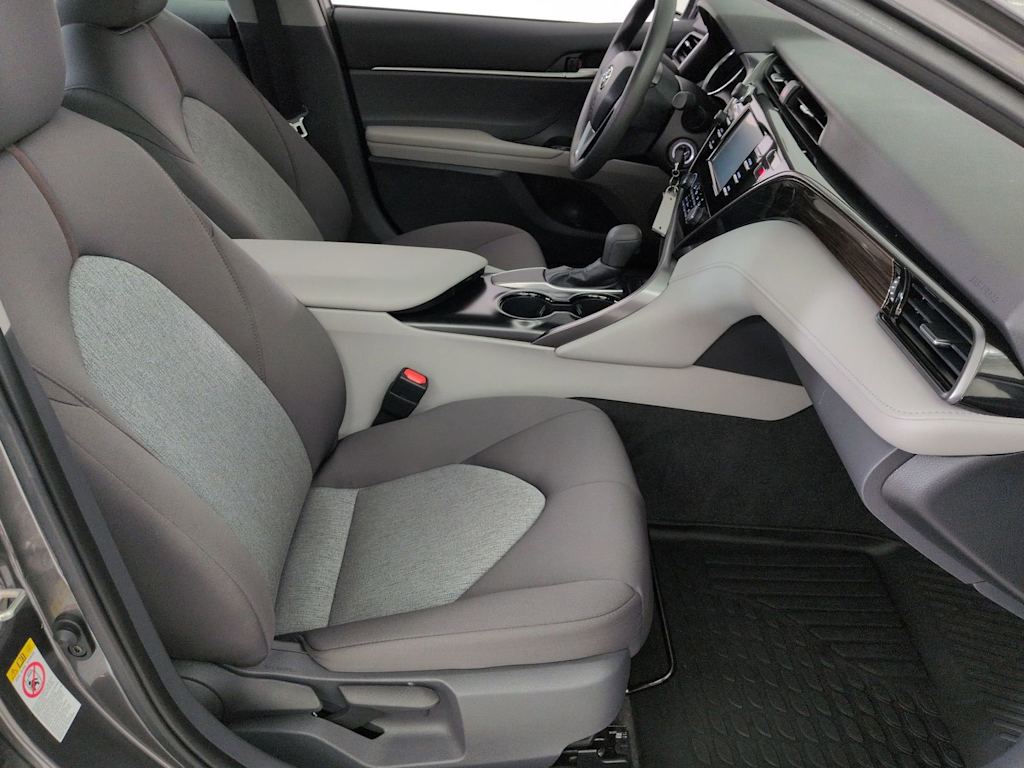 Thumbnail: 2019 Toyota Camry - 12