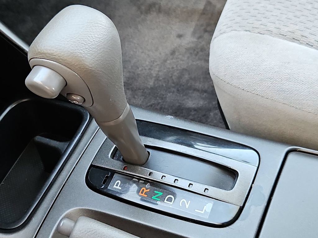 Thumbnail: 2004 Toyota Camry - 33