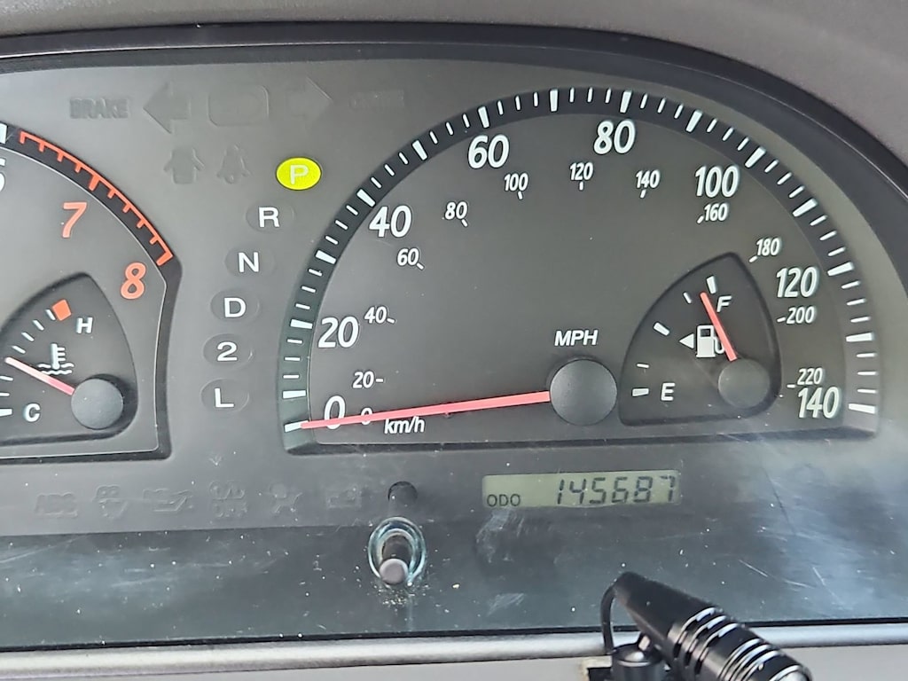 Thumbnail: 2004 Toyota Camry - 16