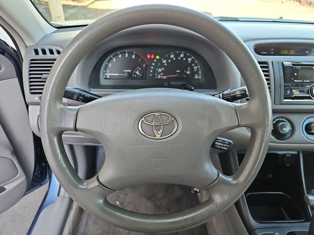 Thumbnail: 2004 Toyota Camry - 14