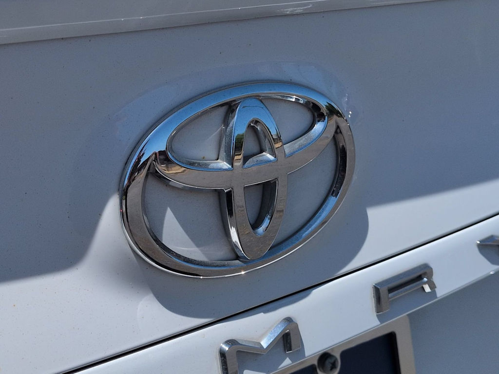 Thumbnail: 2021 Toyota Camry - 7