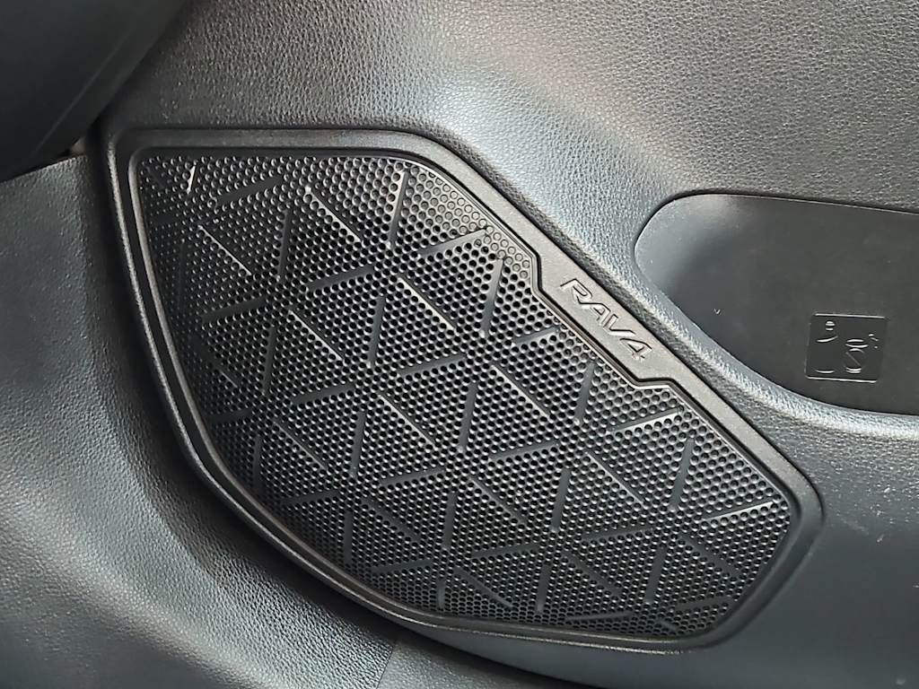 Thumbnail: 2023 Toyota RAV4 - 34