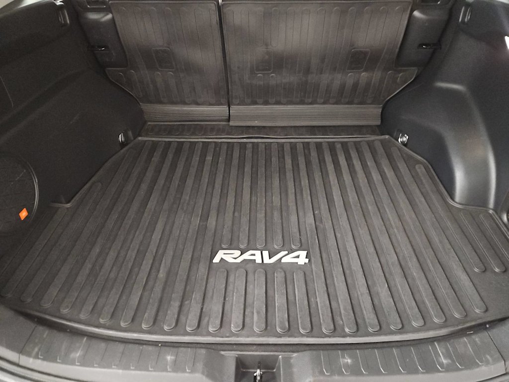 Thumbnail: 2023 Toyota RAV4 - 18